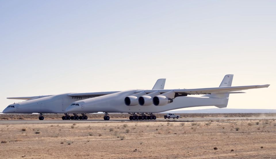 Stratolaunch Cel Mai Mare Avion Din Lume A Efectuat Primele Teste