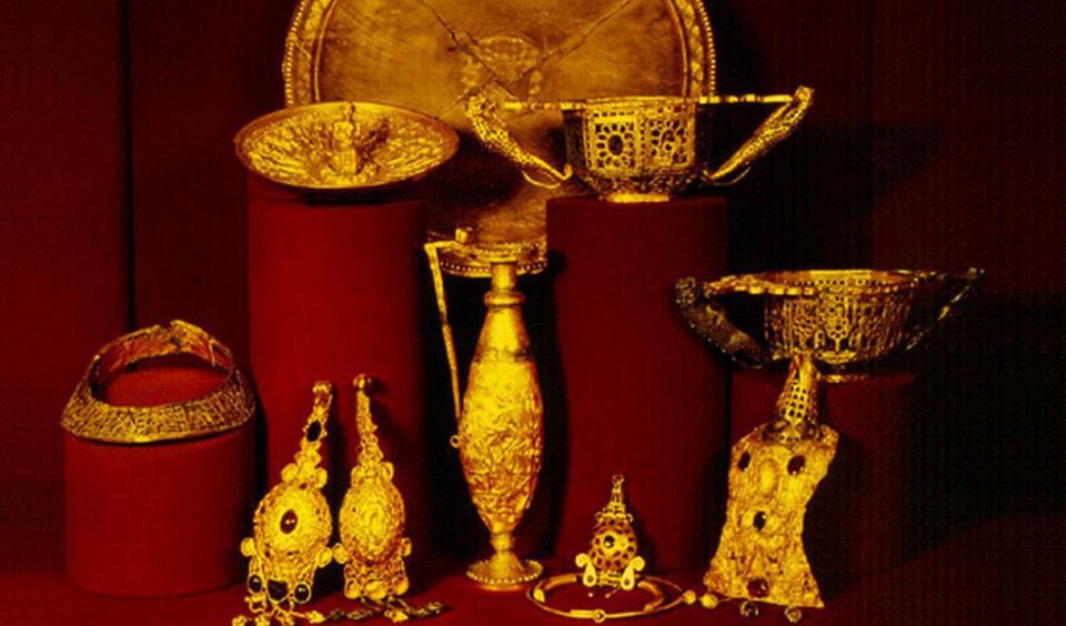 Expoziţia Aurul Si Argintul Antic Al Romaniei Deschisă Miercuri In Ungaria Descopera Ro