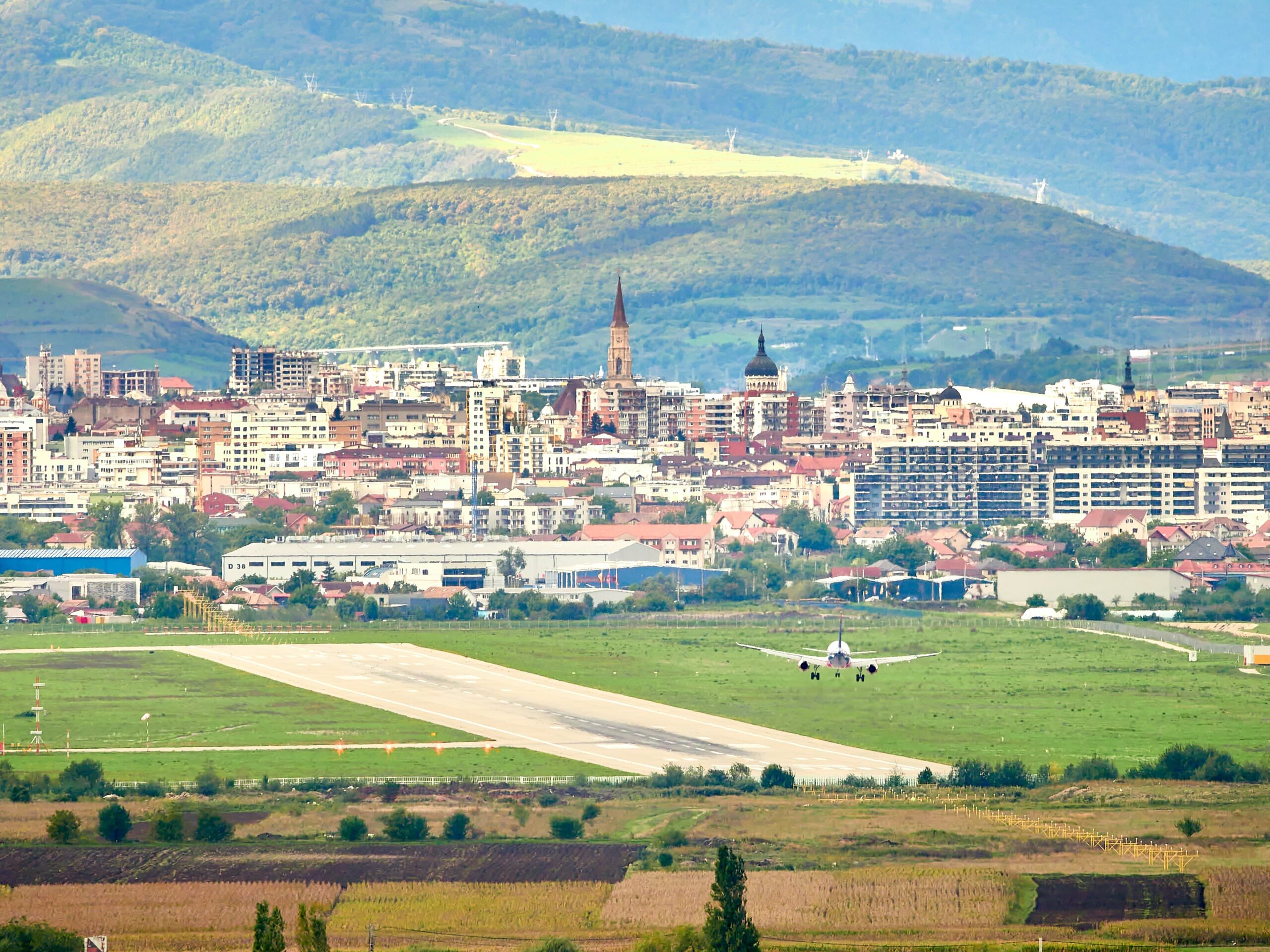 Primul aeroport regional din România care a trecut de 3 milioane de