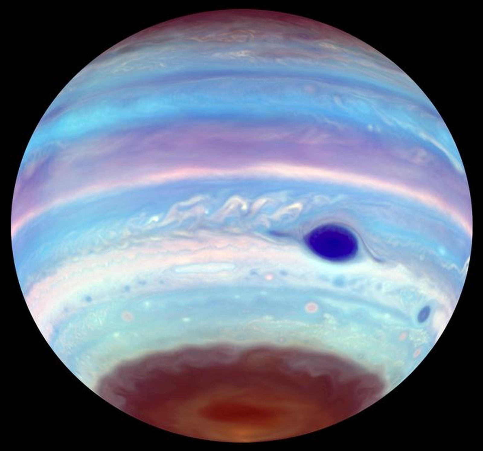 Astronomii au descoperit un fenomen care apare și dispare la polii planetei Jupiter